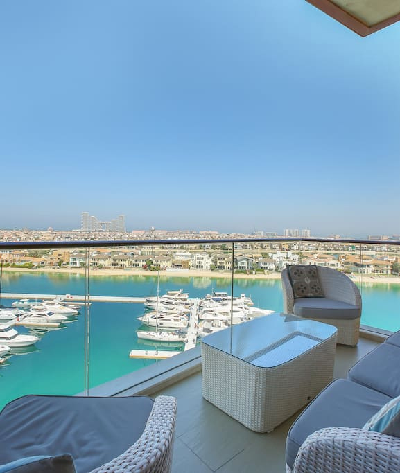 Edwards and Towers Dubai Holiday Vacation Homes